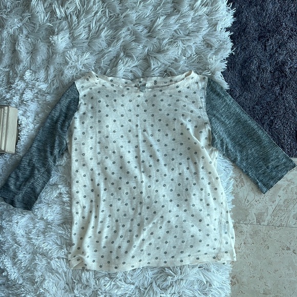 J. Crew size small cream and grey polka dot baseball fit tee 100% linen tee - Picture 3 of 5